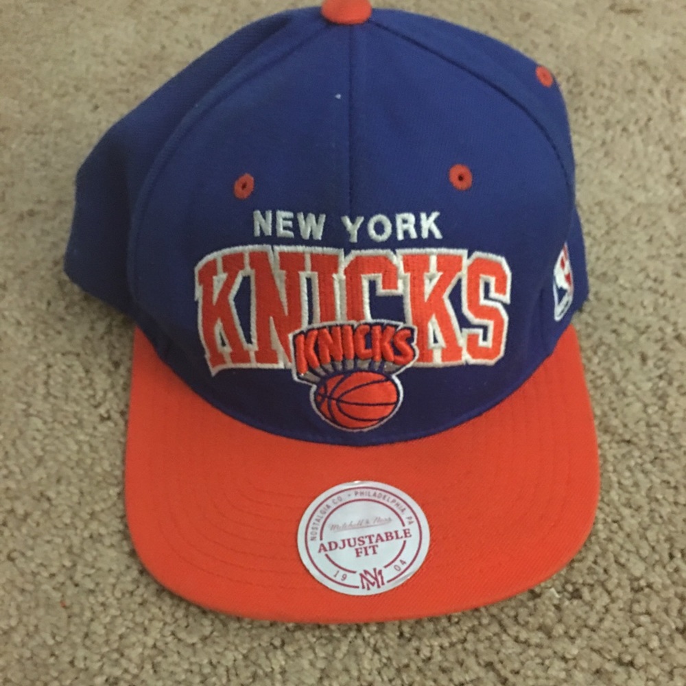 💫💫NBA Knicks SnapBack hat 🧢 Mitchell &Ness 💫💫